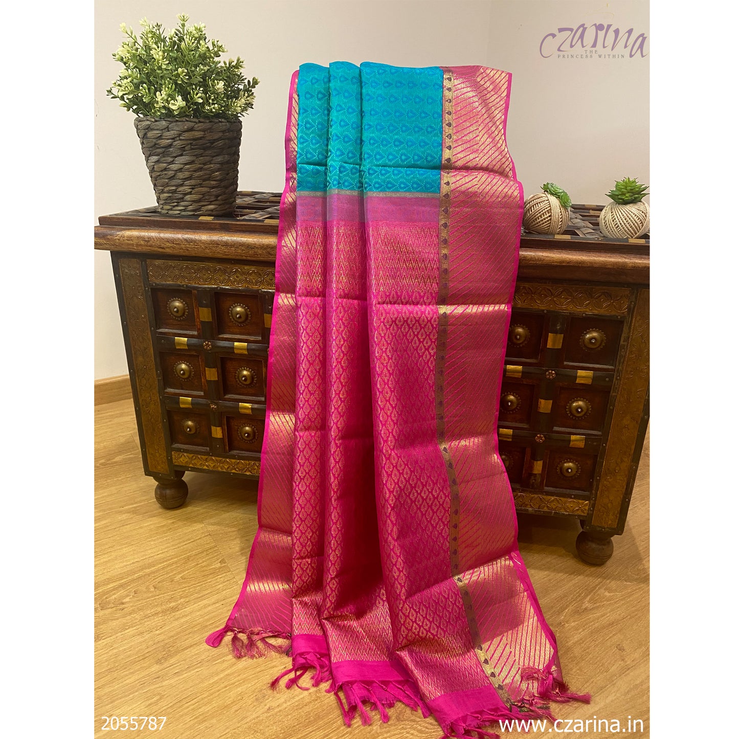 BLUE PINK GOLDEN KANCHIPURAM SILK SAREE